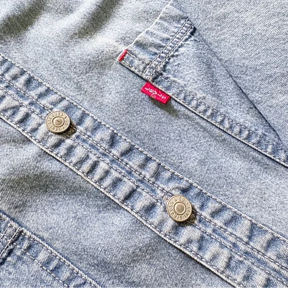 Levi’s •  Vintage Denim Red Tab Shirt • Light Blue • Large - Picture 16 of 17